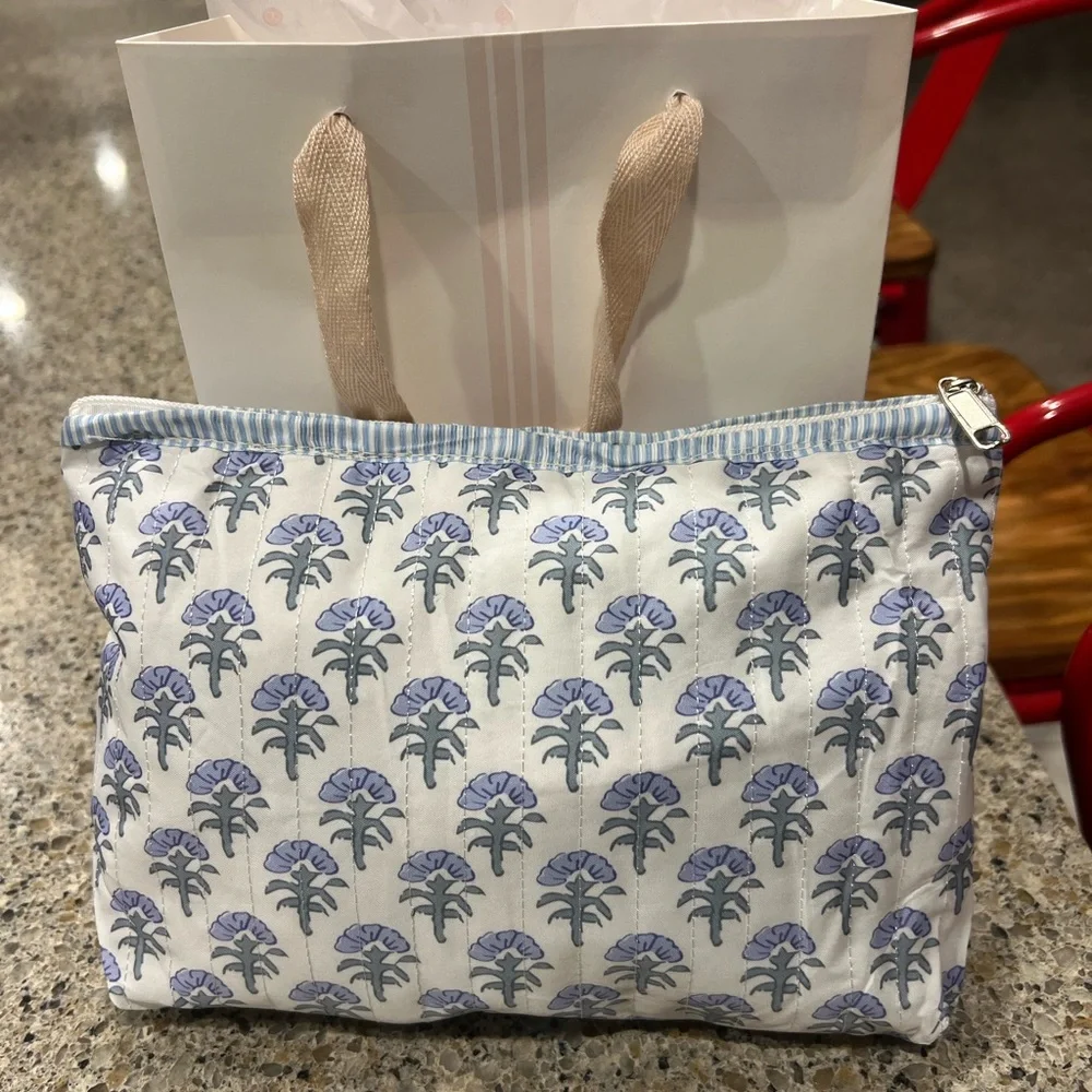 Floral Blue & White Cotton Pouch Set